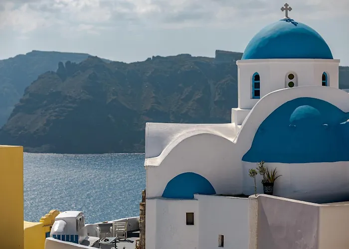 Just Blue Villa Oia